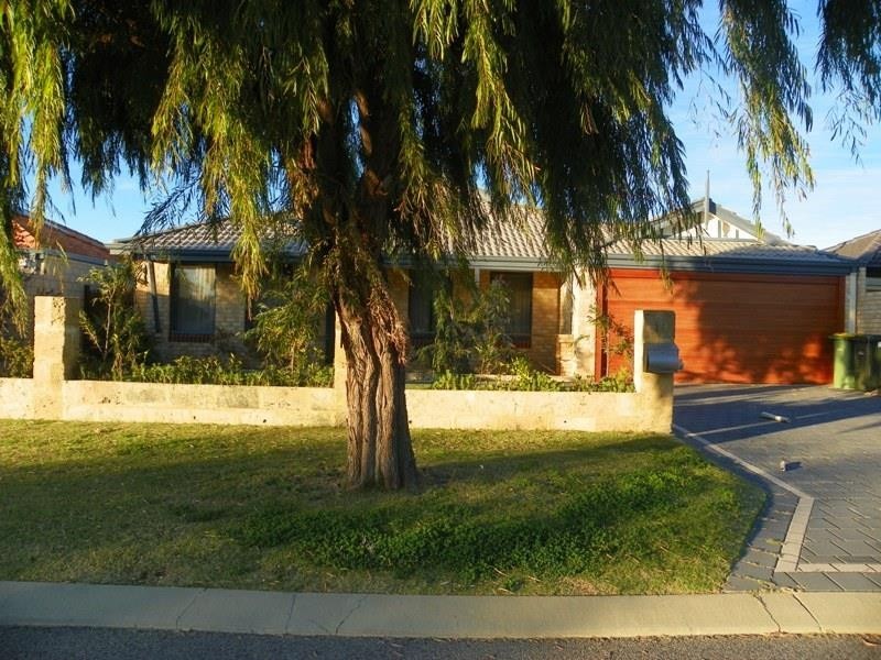 19 Riaza Parkway, Port Kennedy WA 6172