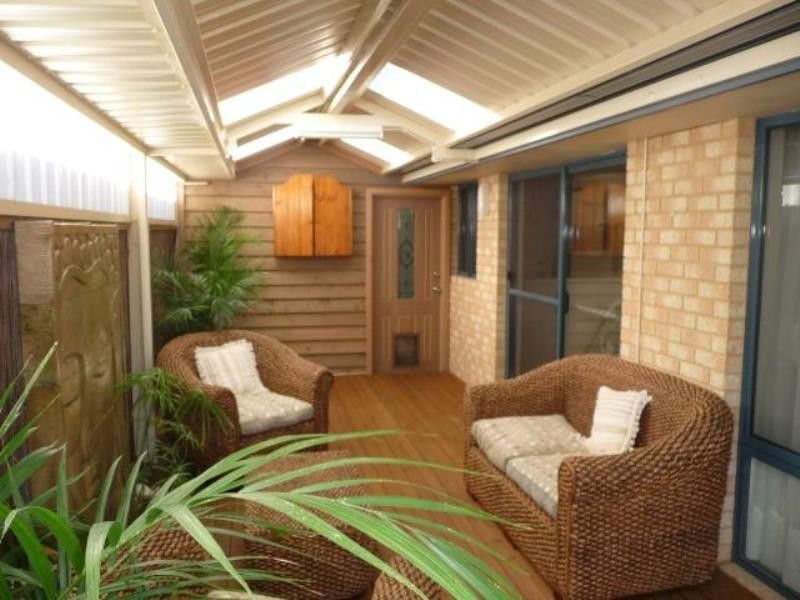 19 Riaza Parkway, Port Kennedy WA 6172