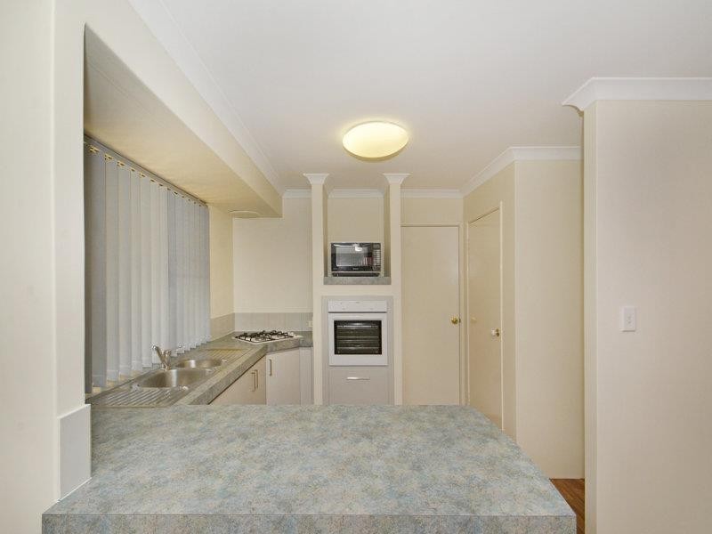 45 Salamanca Parkway, Port Kennedy WA 6172