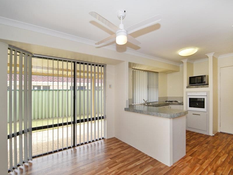 45 Salamanca Parkway, Port Kennedy WA 6172