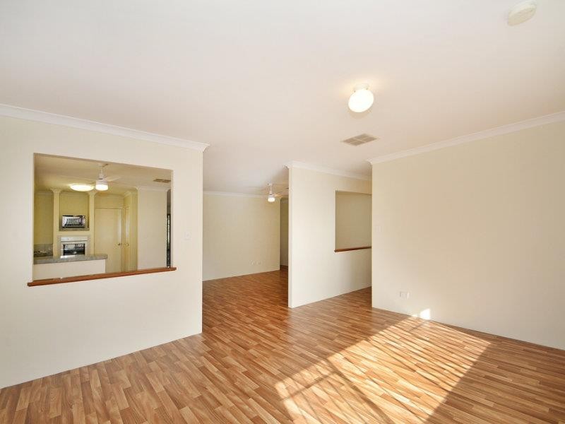 45 Salamanca Parkway, Port Kennedy WA 6172