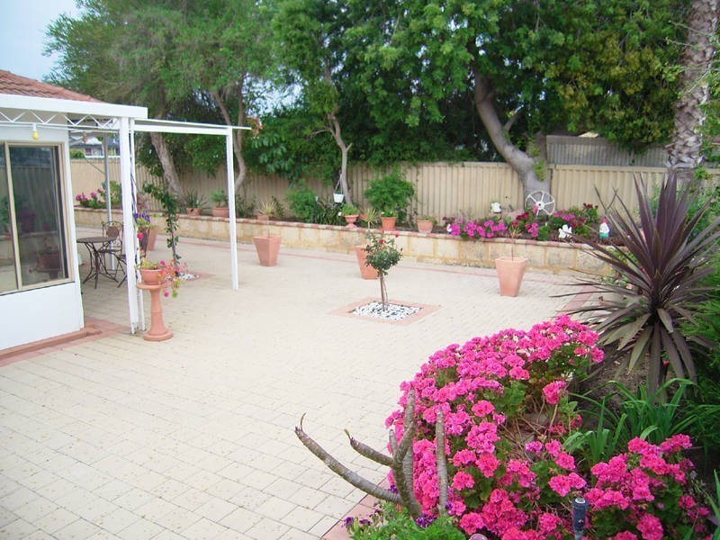 31 Ray Street, Rockingham WA 6168