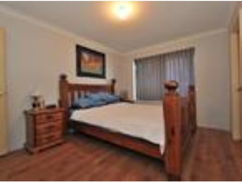 5 Wirrah Way, Warnbro WA 6169