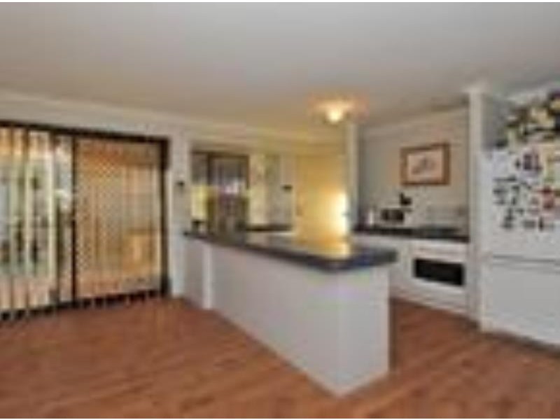 5 Wirrah Way, Warnbro WA 6169