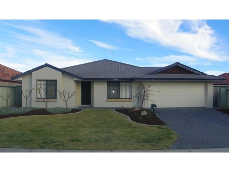 4 Corfu Pass, Port Kennedy WA 6172