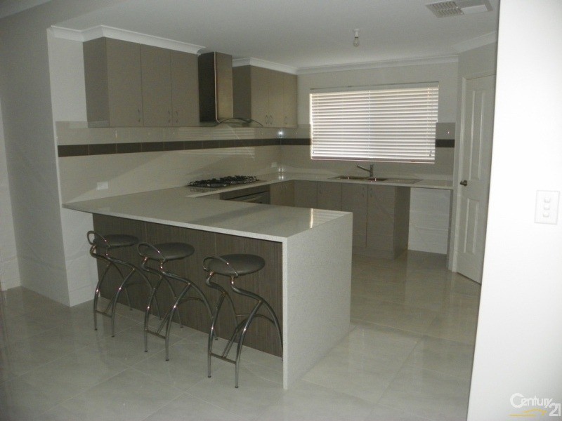 3 Cliveden Avenue, Wellard WA 6170