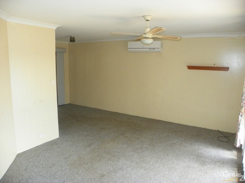 10 Moore Court, Cooloongup WA 6168