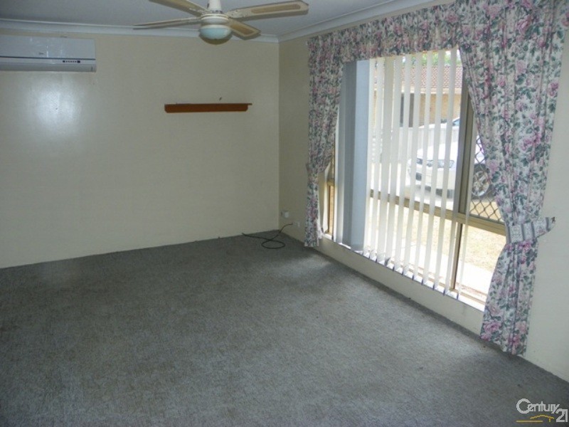10 Moore Court, Cooloongup WA 6168