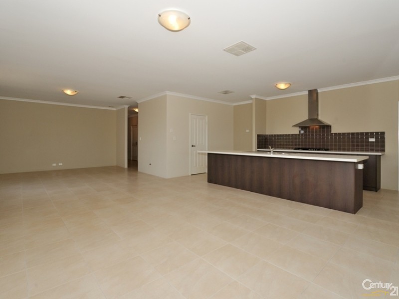 2 Mountain Cove, Baldivis WA 6171