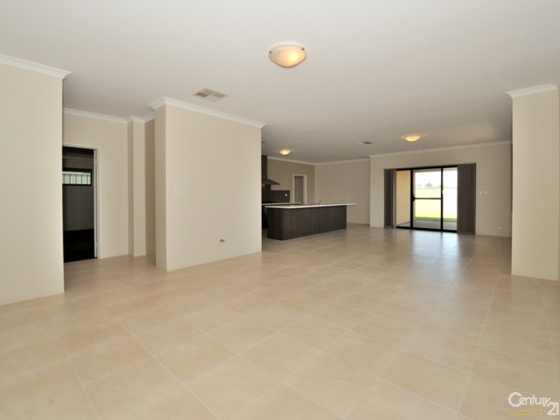 2 Mountain Cove, Baldivis WA 6171