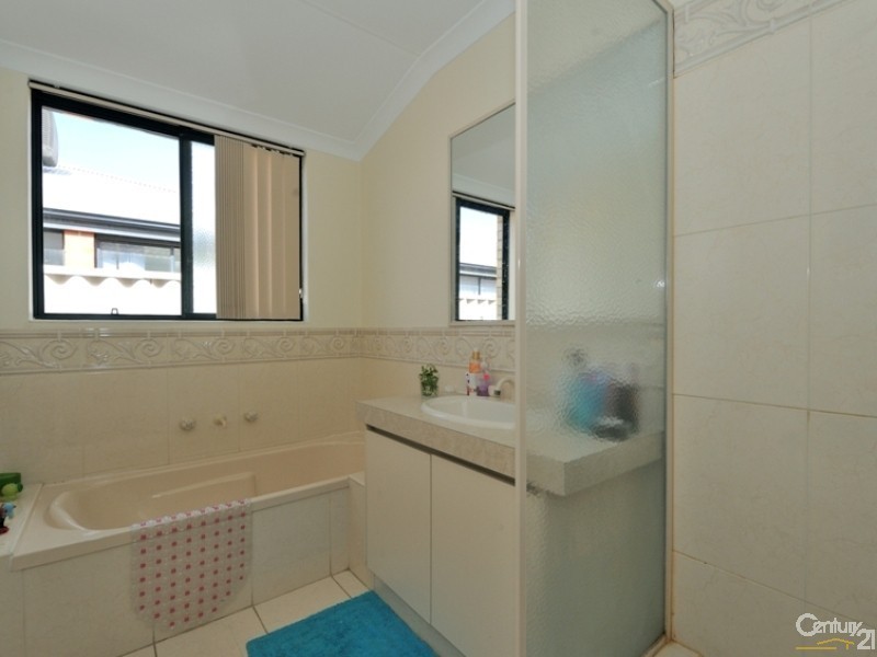 34 Moorburg Loop, Port Kennedy WA 6172