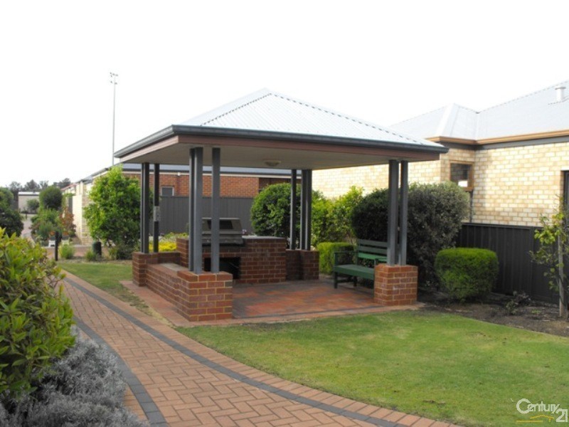 10/9 Bradbury Street, Rockingham WA 6168