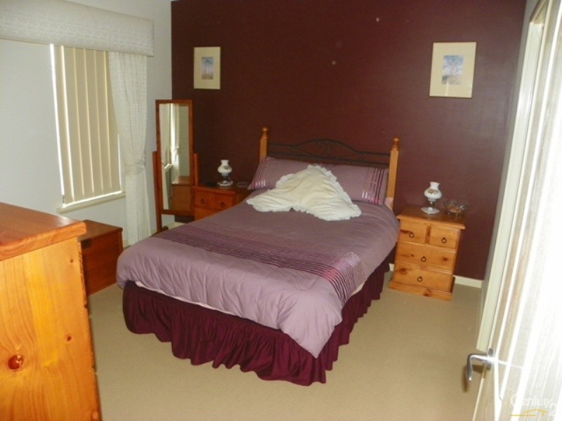 10/9 Bradbury Street, Rockingham WA 6168