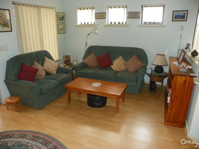 10/9 Bradbury Street, Rockingham WA 6168