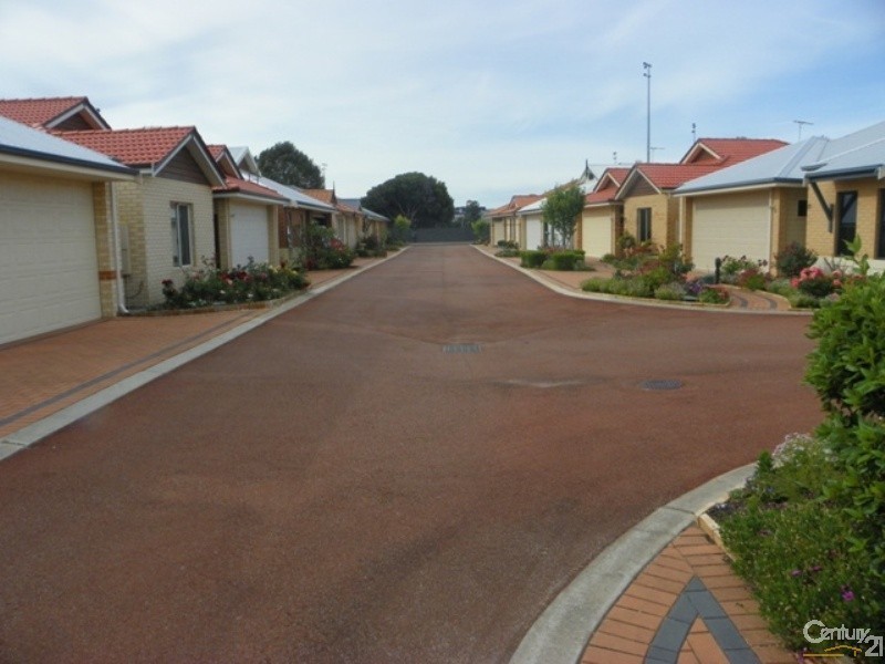 10/9 Bradbury Street, Rockingham WA 6168