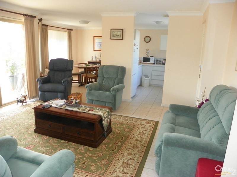 5/8  Ashford Avenue, Rockingham WA 6168