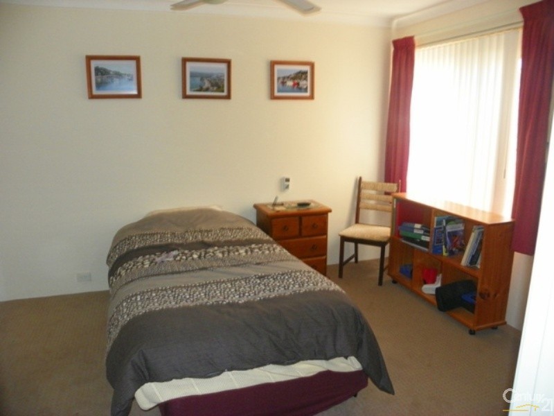 5/8  Ashford Avenue, Rockingham WA 6168