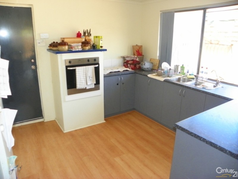 3 Freeling Road, Port Kennedy WA 6172