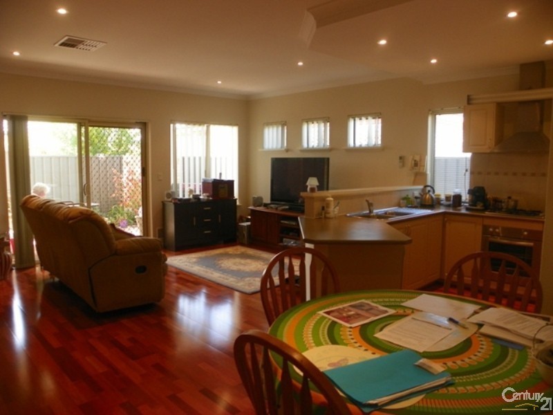 34/9 Bradbury Street, Rockingham WA 6168