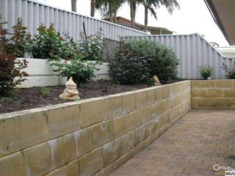 78 Warner Road, Parmelia WA 6167