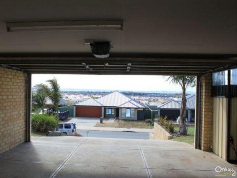 78 Warner Road, Parmelia WA 6167