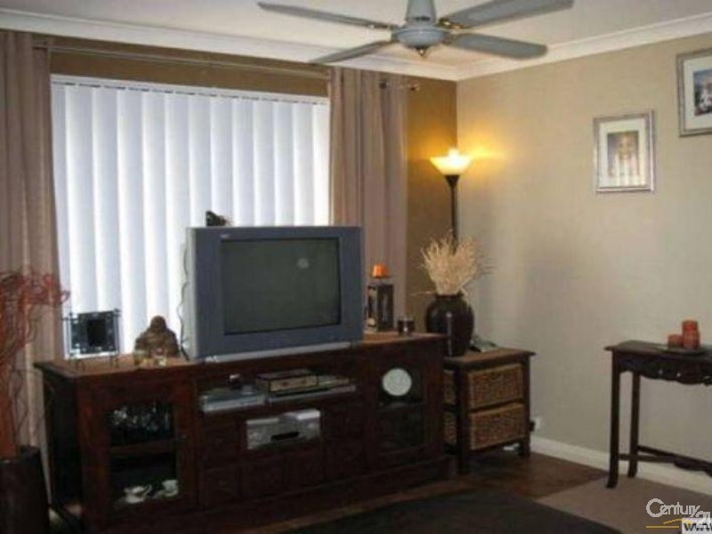 78 Warner Road, Parmelia WA 6167