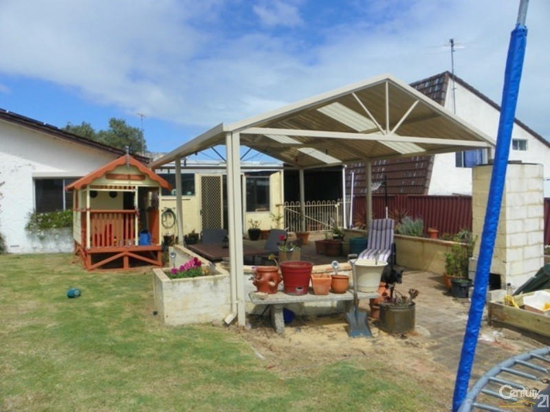 23 Hartland Way, Warnbro WA 6169