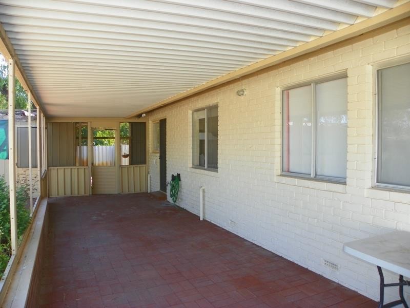 22 Council Avenue, Rockingham WA 6168