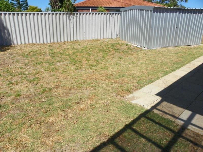 6 Mitford Grove, Port Kennedy WA 6172