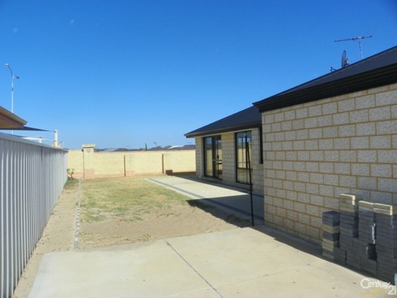 22 Salerno Place, Secret Harbour WA 6173