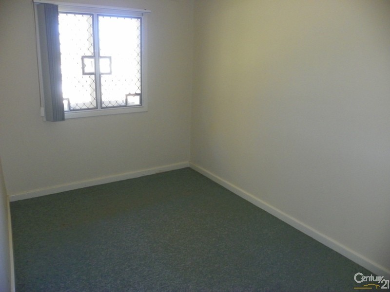 16 Maydwell Way, Calista WA 6167