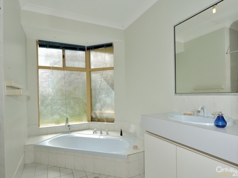 11 Nautilus Close, Port Kennedy WA 6172