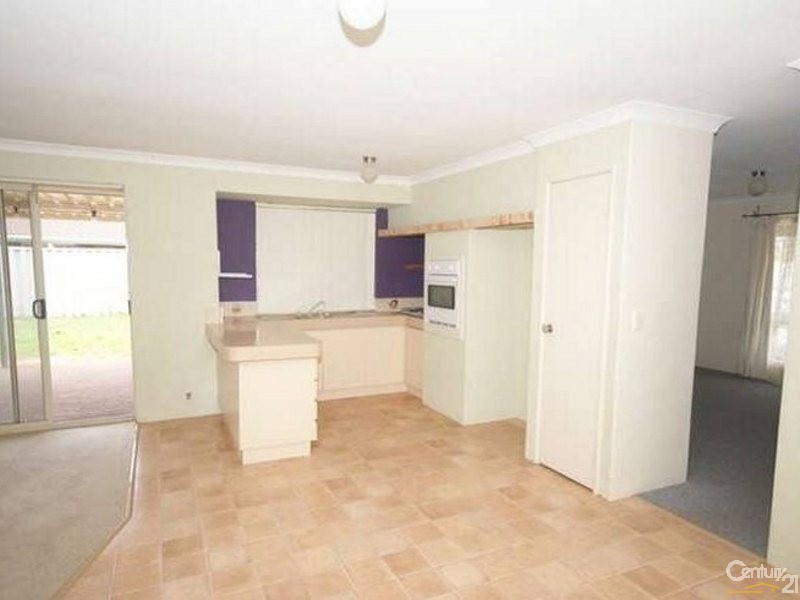 52 Coronata Drive, Warnbro WA 6169