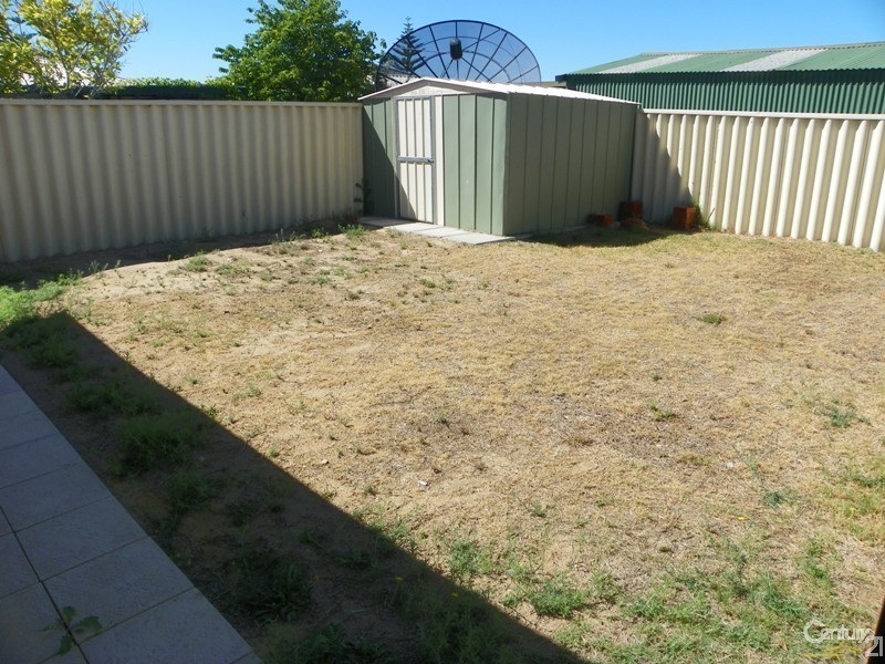 693 Safety Bay Road, Warnbro WA 6169