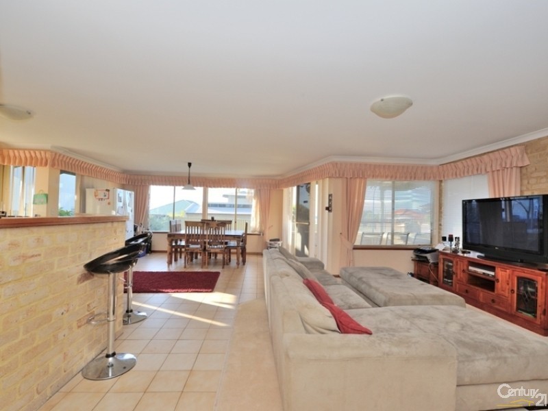 80 Harrison Street, Rockingham WA 6168