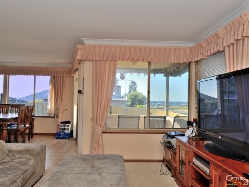 80 Harrison Street, Rockingham WA 6168