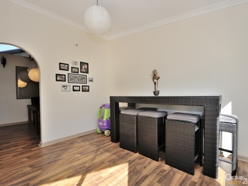 2 Centaurus Street, Rockingham WA 6168