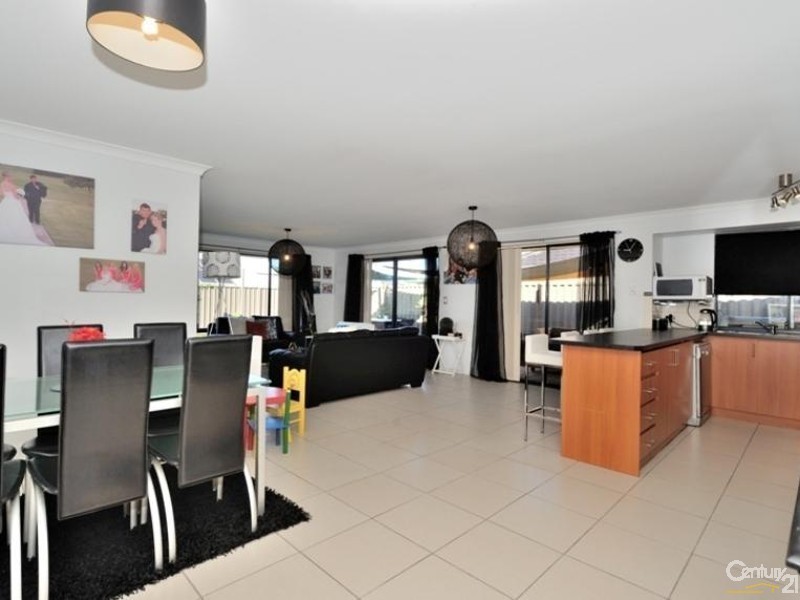 26 Wittecarra Crescent, Port Kennedy WA 6172