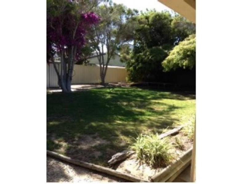 9 Jaugle Place, Waikiki WA 6169