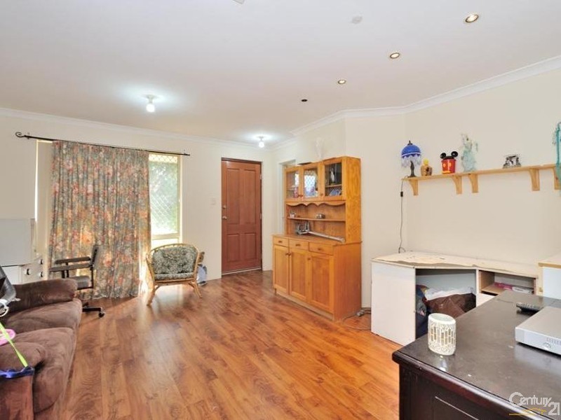 27 Nightingale Way, Warnbro WA 6169