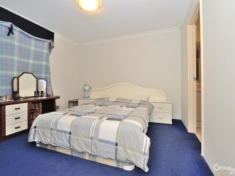 53 Zaragoza Drive, Port Kennedy WA 6172