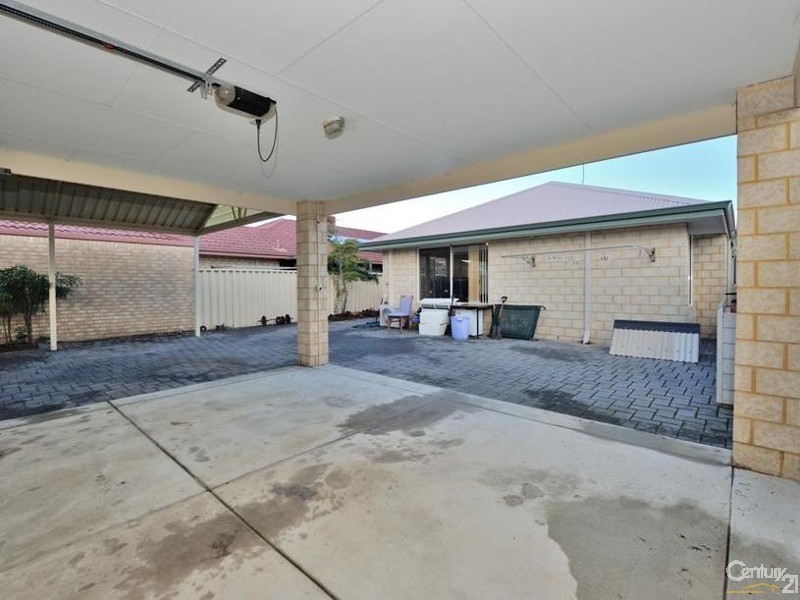 53 Zaragoza Drive, Port Kennedy WA 6172