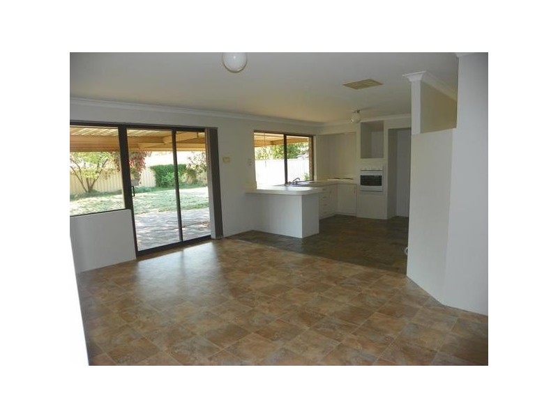 4 Conellan Terrace, Parmelia WA 6167