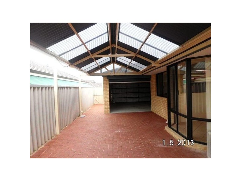 16 Pimento Circle, Port Kennedy WA 6172