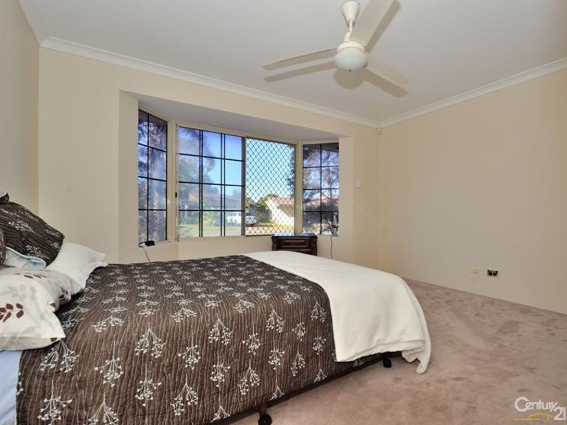 5 Ryde Close, Warnbro WA 6169