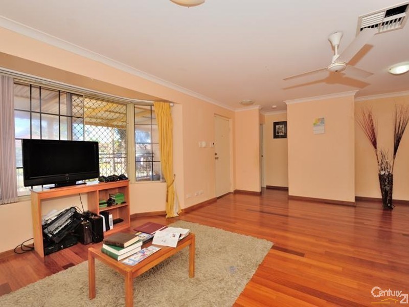 5 Ryde Close, Warnbro WA 6169