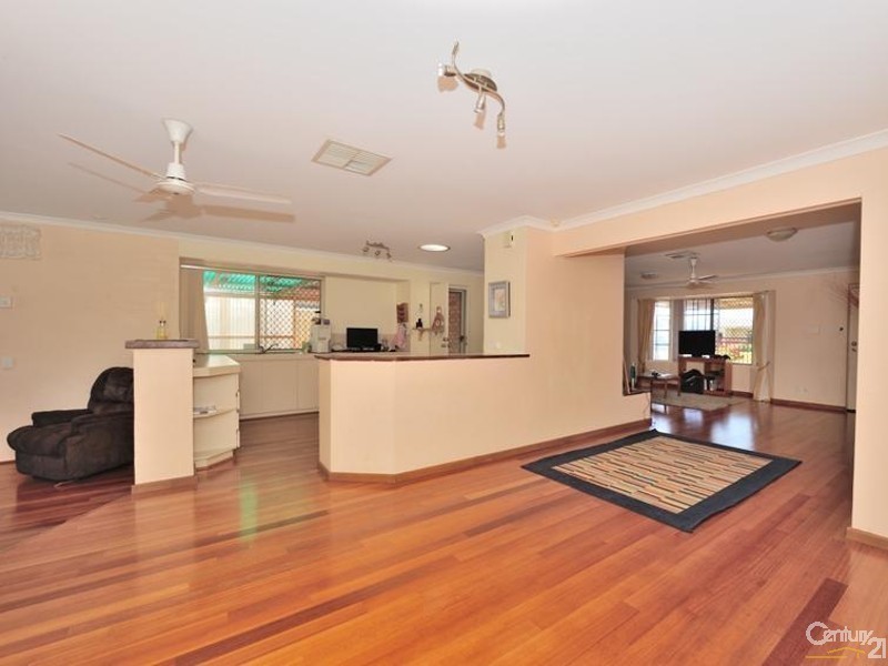 5 Ryde Close, Warnbro WA 6169