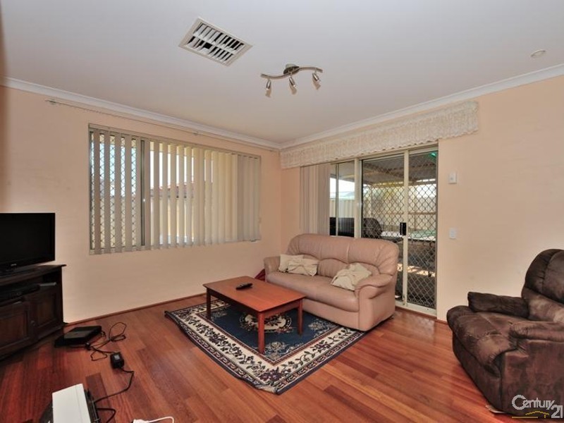 5 Ryde Close, Warnbro WA 6169