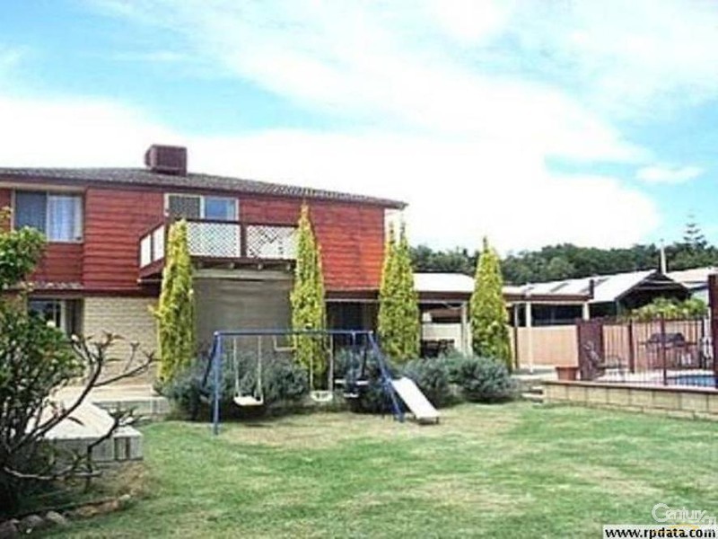 18 Farrington Street, Warnbro WA 6169