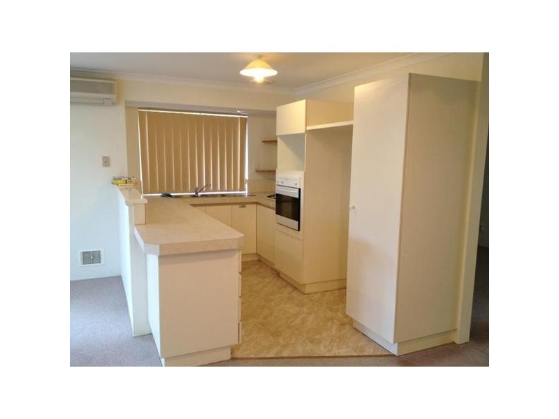 16 Lindeman Court, Waikiki WA 6169